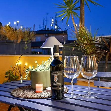 Navona Design Rooftop Apartment *