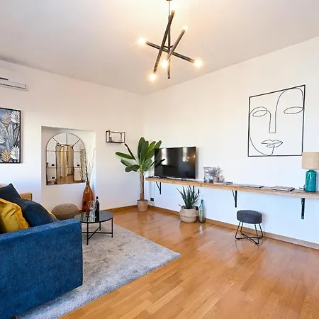 Navona Design Rooftop Apartment